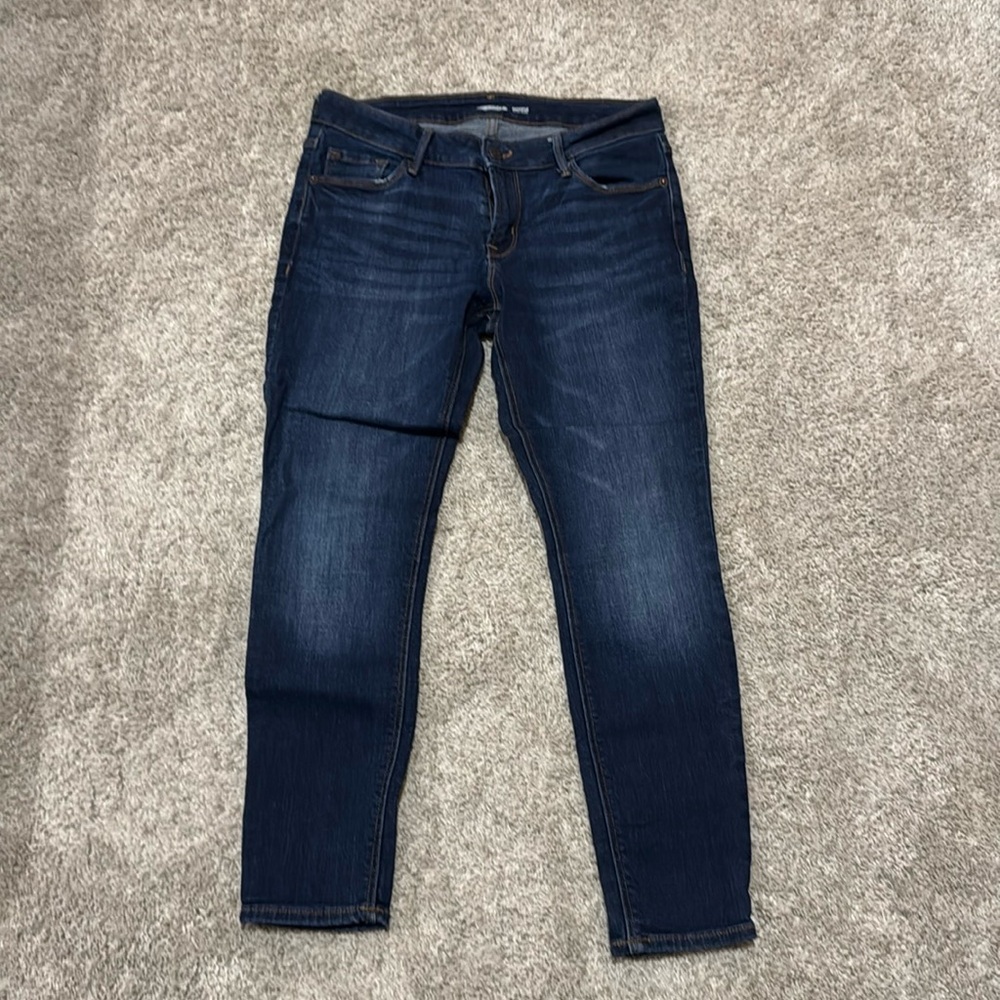 Women’s skinny jeans